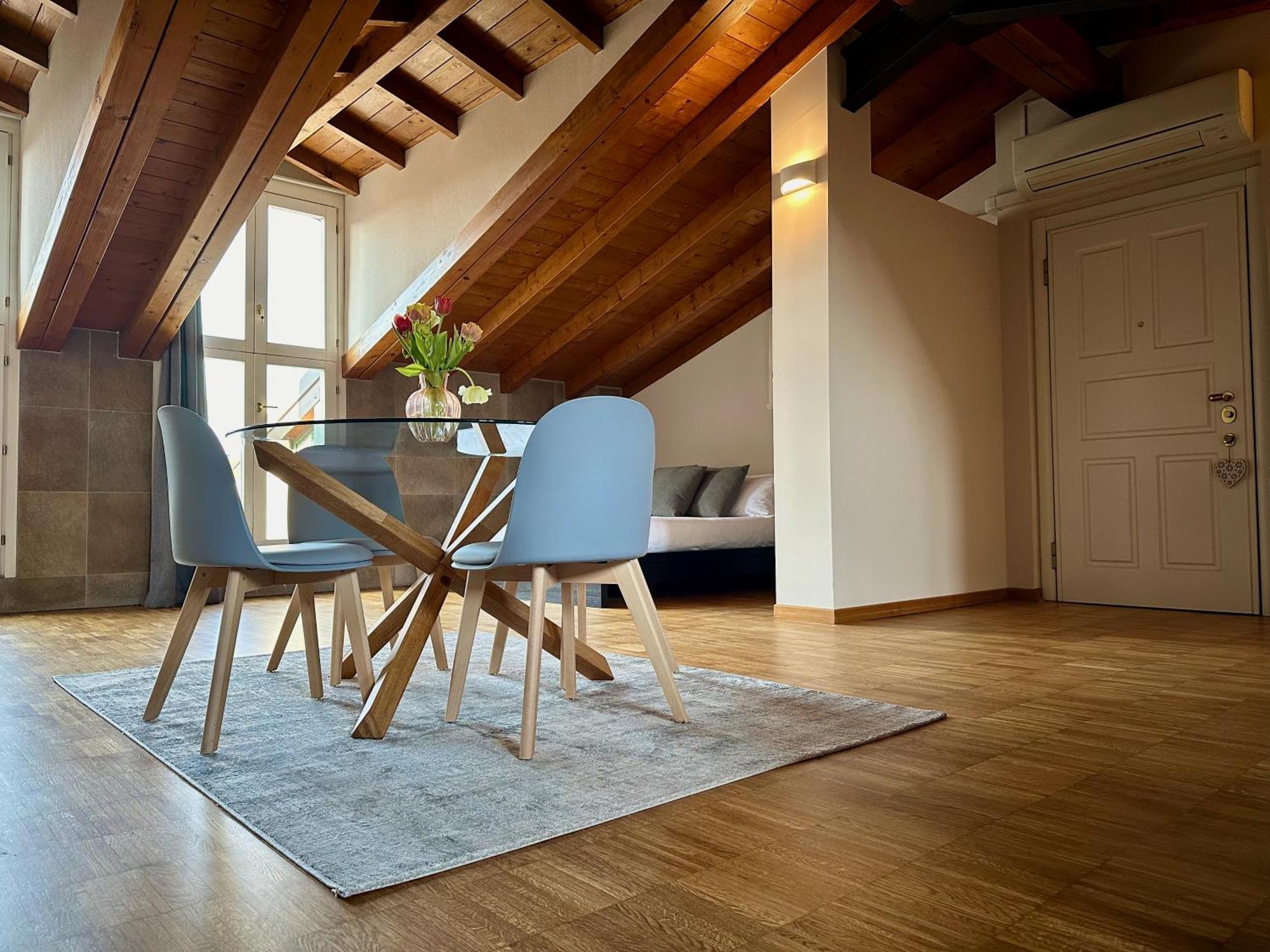 Magic Place Bergamo! Relax Apartment With Terrace In The Heart Of The City Exterior foto